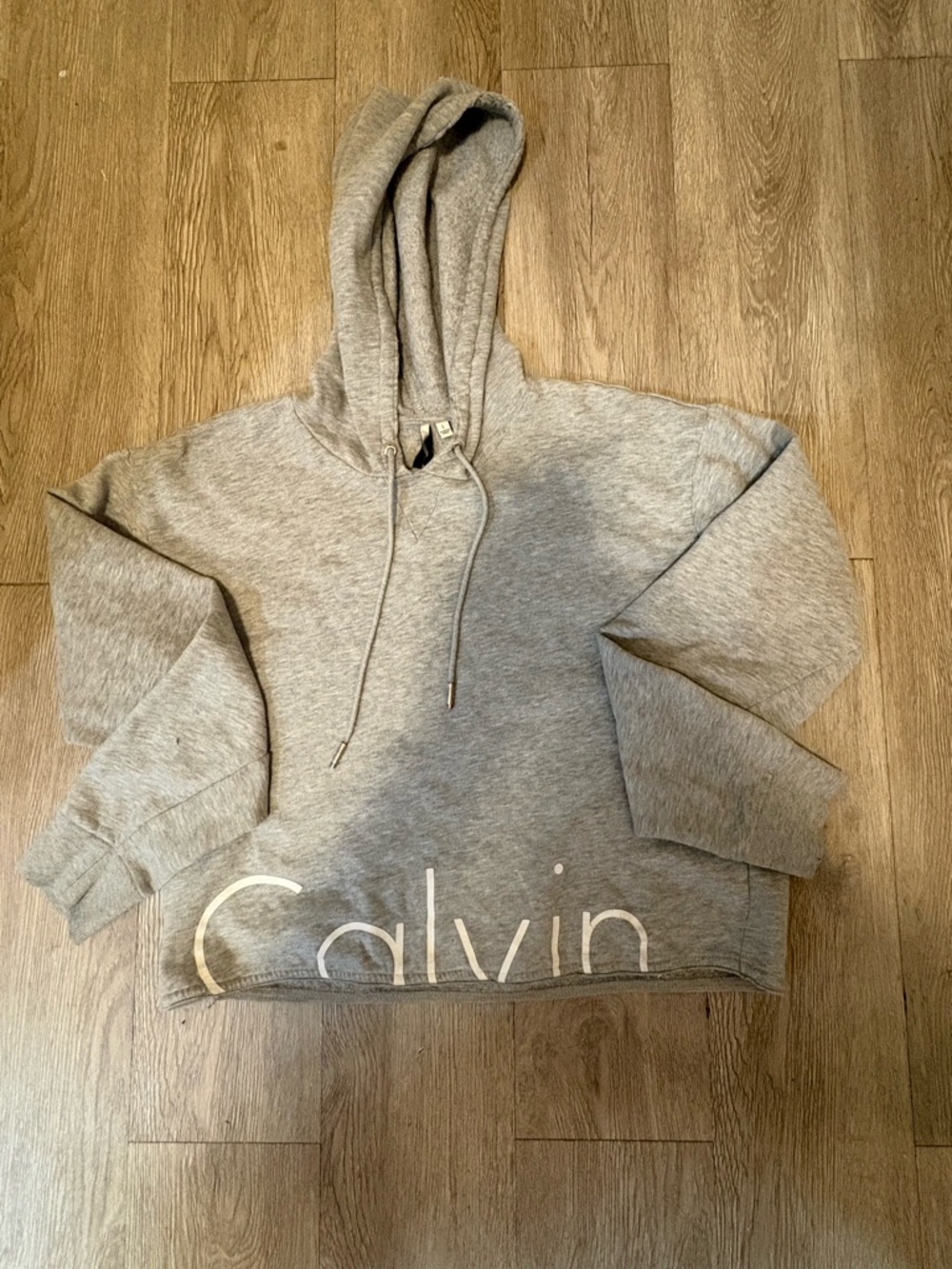 Calvin Klein Cropped Light Gray Hoodie with Logo Hem